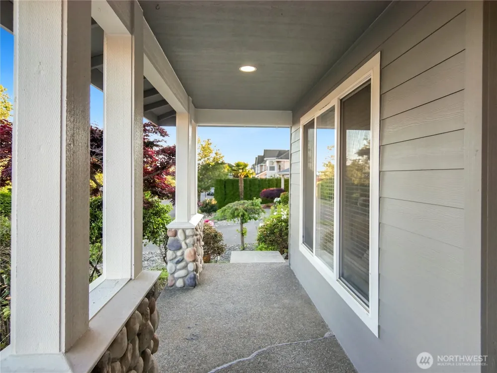 1818 Beacon Court NE Tacoma, WA 98422