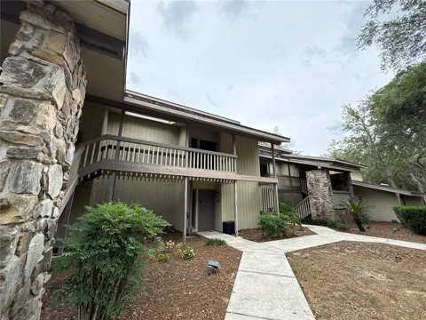2010 CORNER LAKE DRIVE #2010