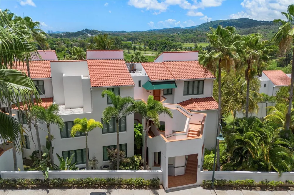 2101 RIO MAR VILLAGE Rio Grande, PR 00745