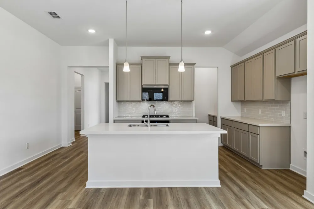 748 Grand Dale Drive Lavon, TX 75166