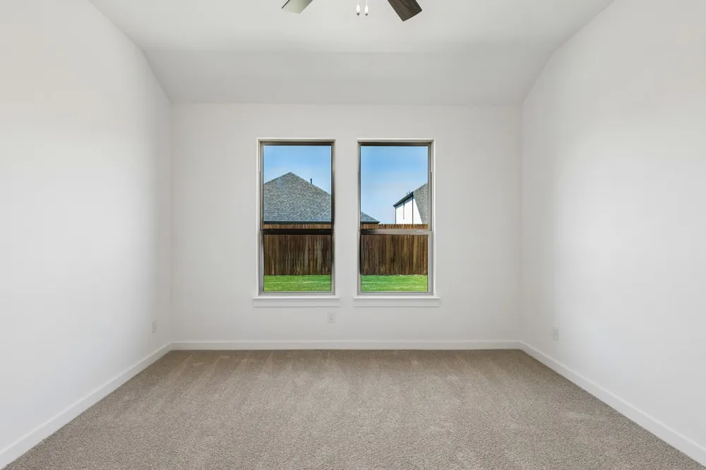 748 Grand Dale Drive Lavon, TX 75166