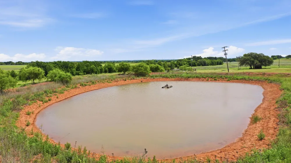 Cr 495 De Leon, TX 76444