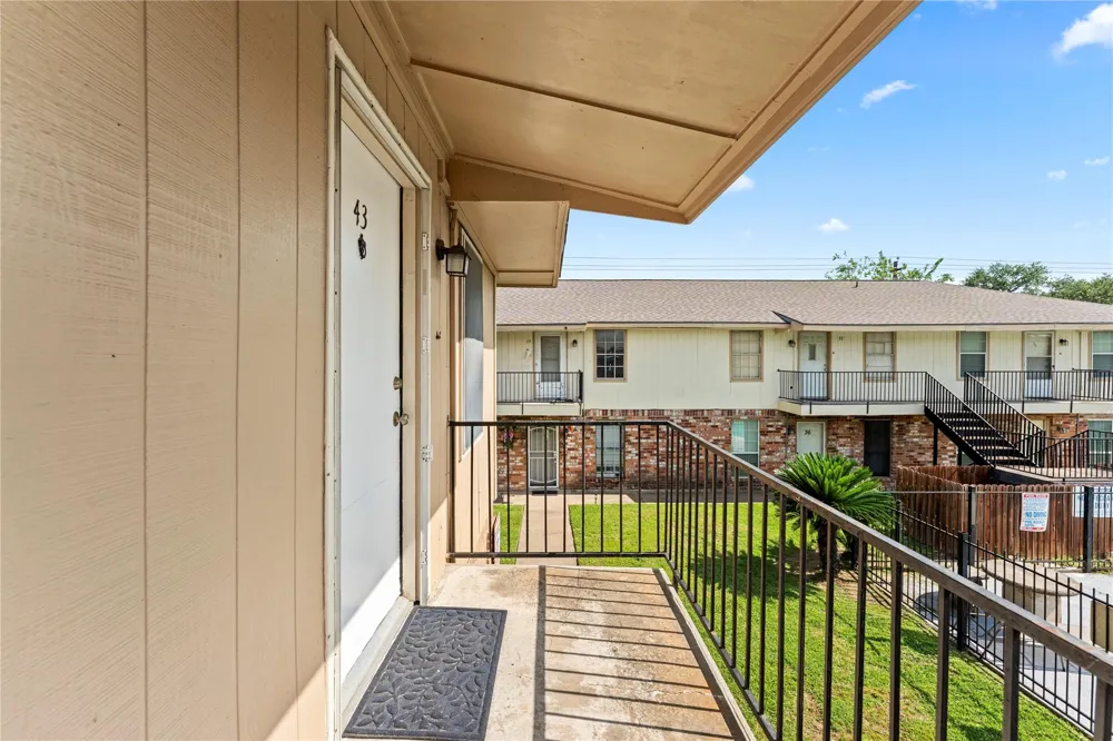3316 Burke Road #43 Pasadena, TX 77504