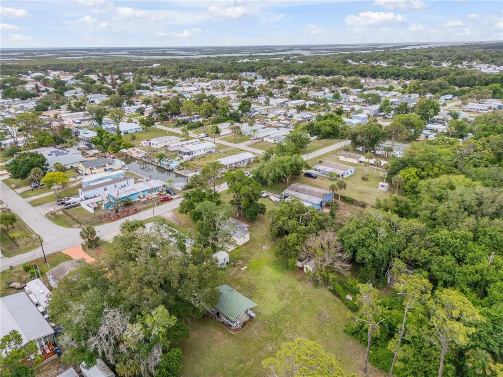 NELLIE STREET Edgewater, FL 32141