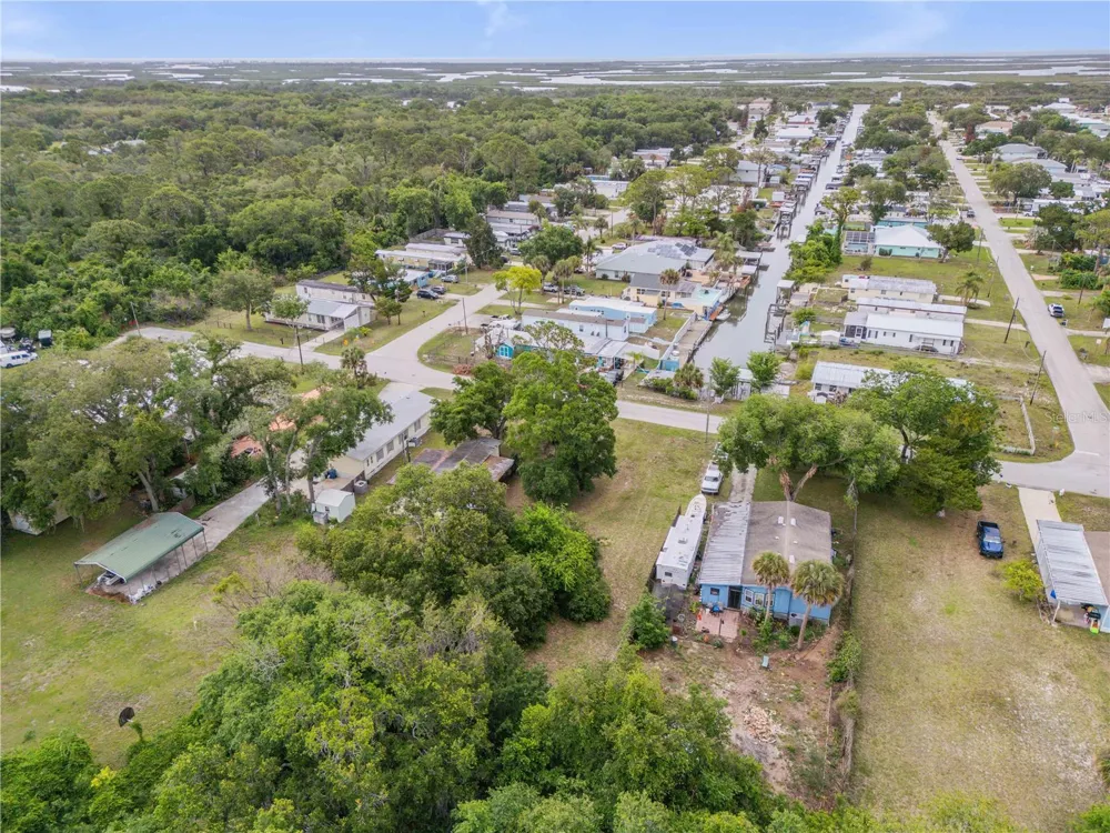 NELLIE STREET Edgewater, FL 32141