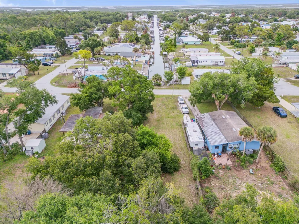 NELLIE STREET Edgewater, FL 32141