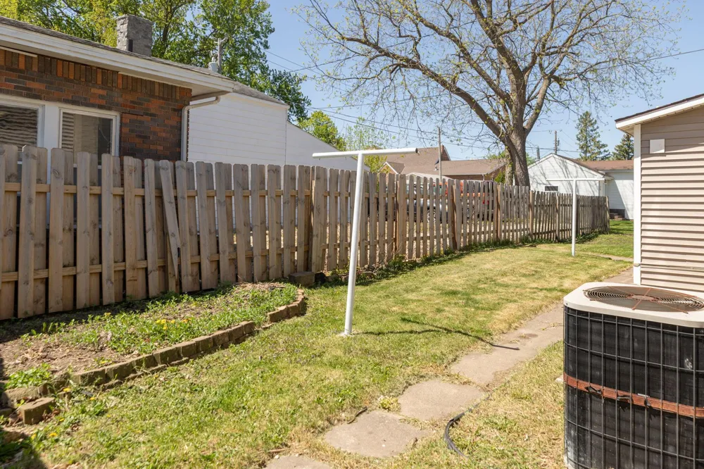 311 Center Avenue S Eyota, MN 55934
