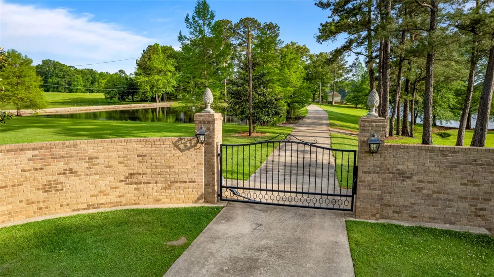 3920 Smelley Road Longview, TX 75605