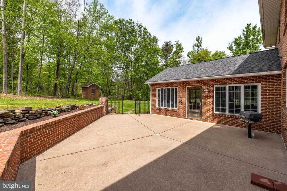 16 KILE DRIVE Bloomsburg, PA 17815