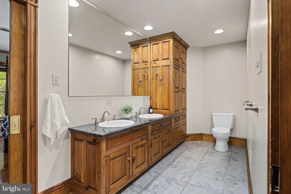 16 KILE DRIVE Bloomsburg, PA 17815