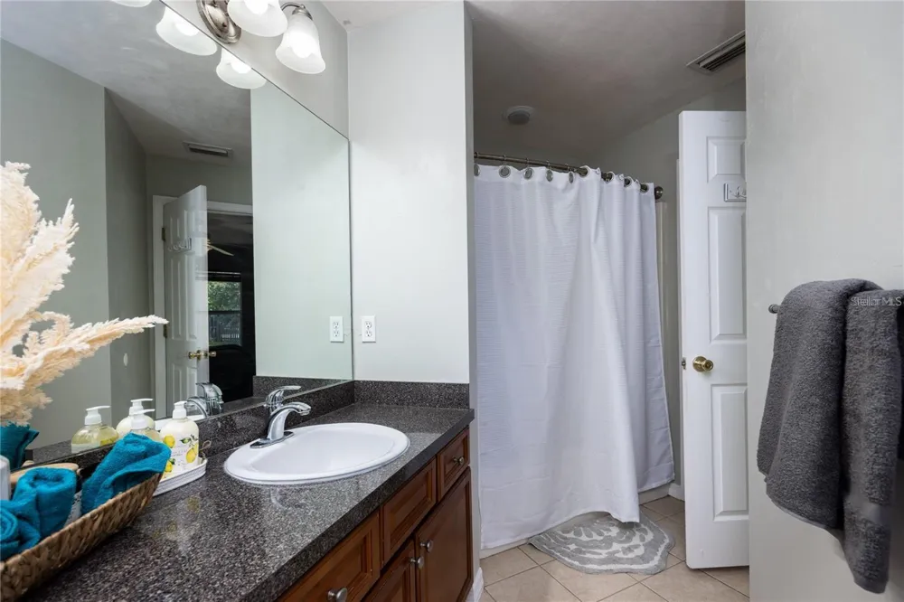 1608 NE 45TH PLACE Gainesville, FL 32609