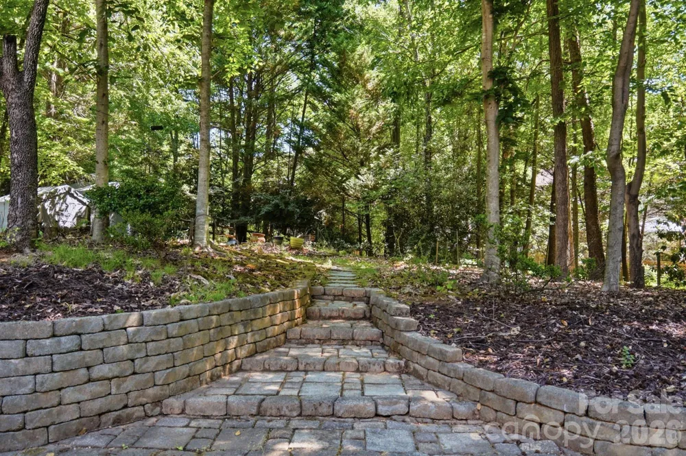 11915 Austin Court Mint Hill, NC 28227