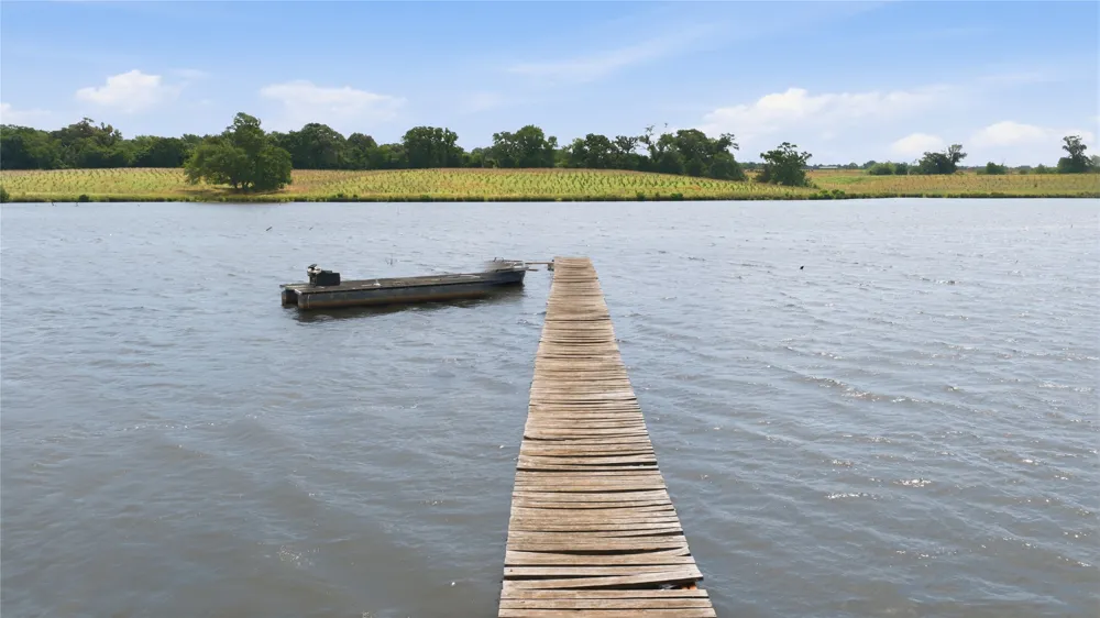 11843 Highway 175 E Highway Larue, TX 75770