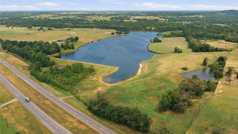 11843 Highway 175 E Highway Larue, TX 75770