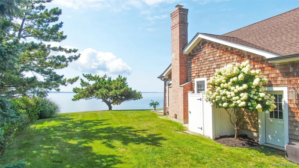 920 Cedar Point Drive E Southold, NY 11971
