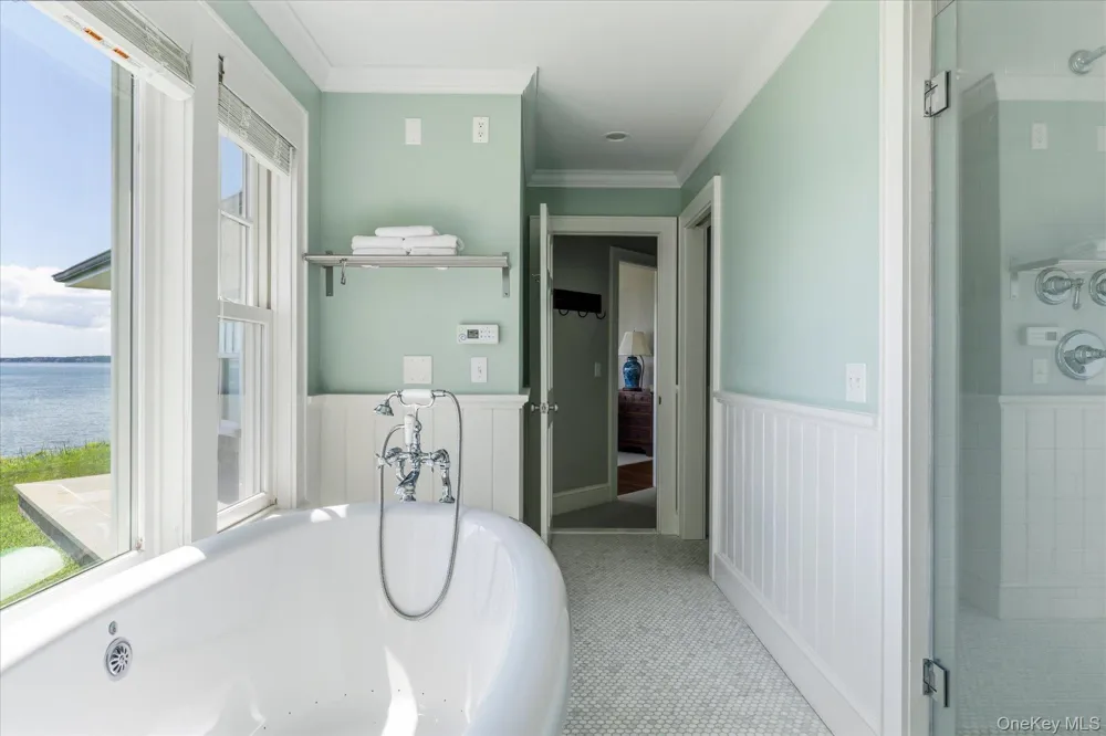 920 Cedar Point Drive E Southold, NY 11971