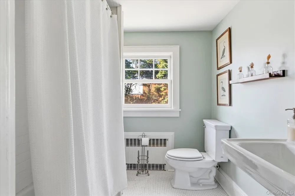 920 Cedar Point Drive E Southold, NY 11971