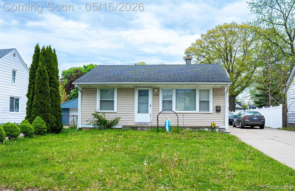 26536 Palmer Boulevard Madison Heights City, MI 48071