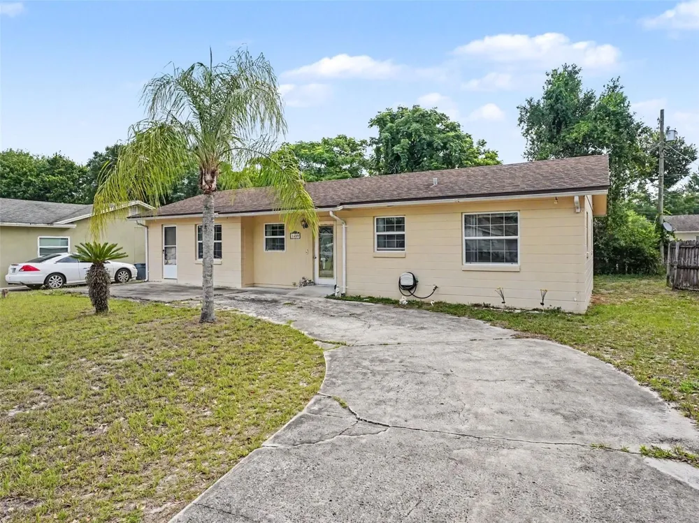 1609 MAUREEN AVENUE Ocoee, FL 34761