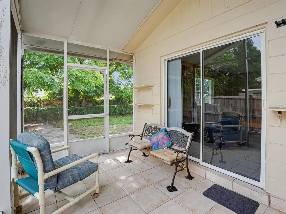 1609 MAUREEN AVENUE Ocoee, FL 34761