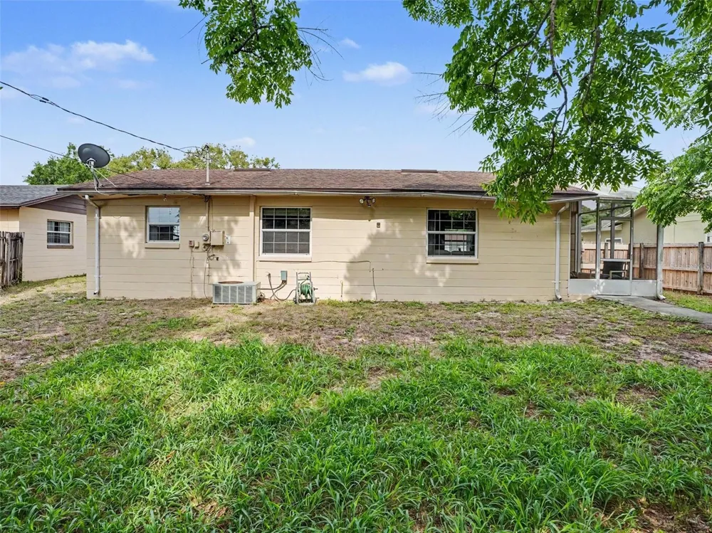 1609 MAUREEN AVENUE Ocoee, FL 34761
