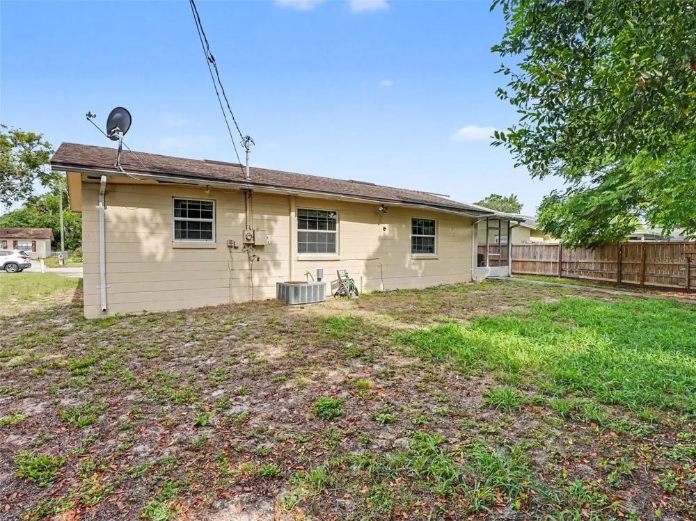 1609 MAUREEN AVENUE Ocoee, FL 34761