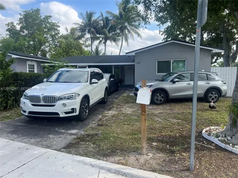 6742 SW 18 COURT #2
