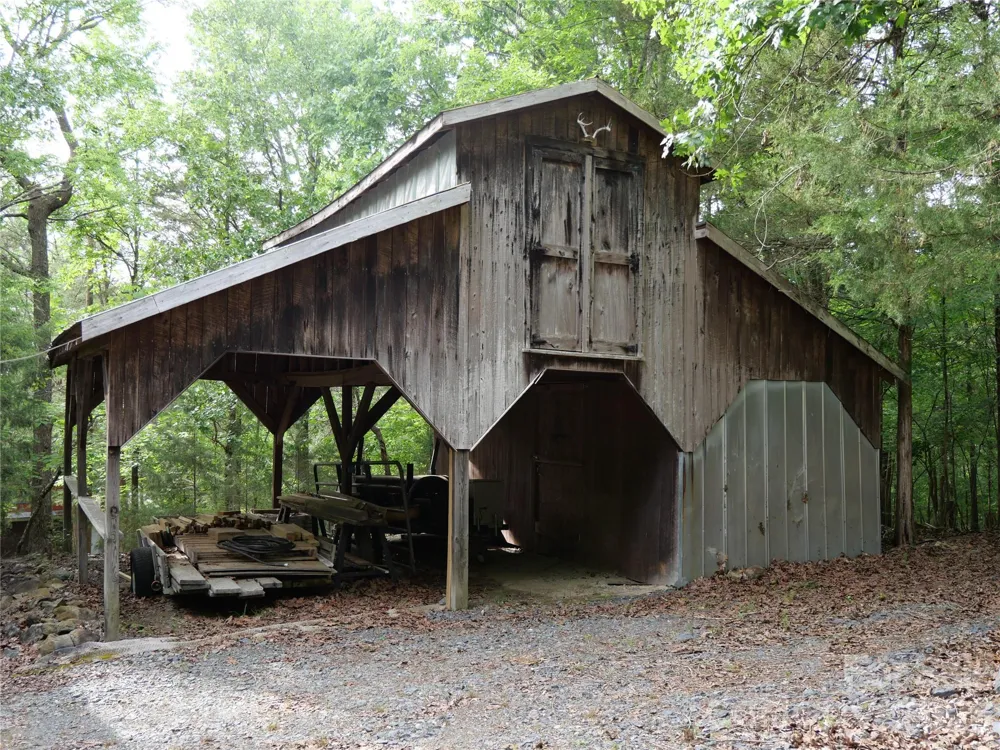416 Lake Shore Drive Norwood, NC 28128