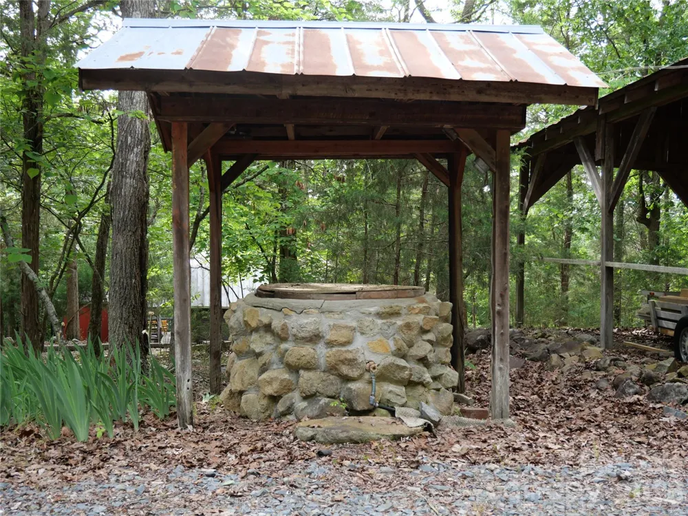 416 Lake Shore Drive Norwood, NC 28128