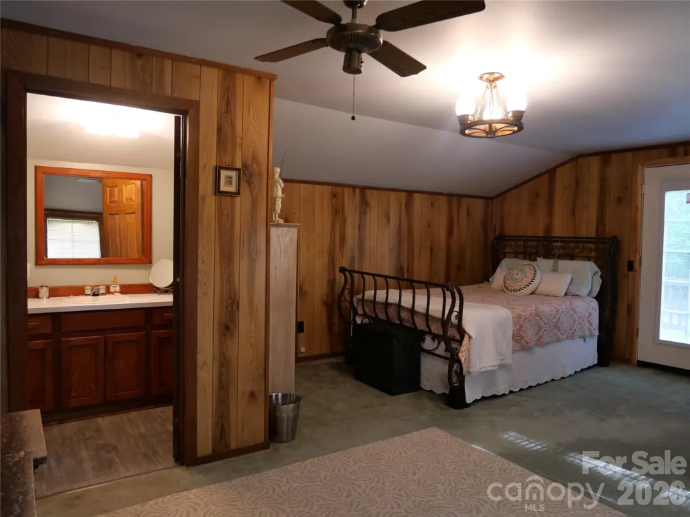 416 Lake Shore Drive Norwood, NC 28128