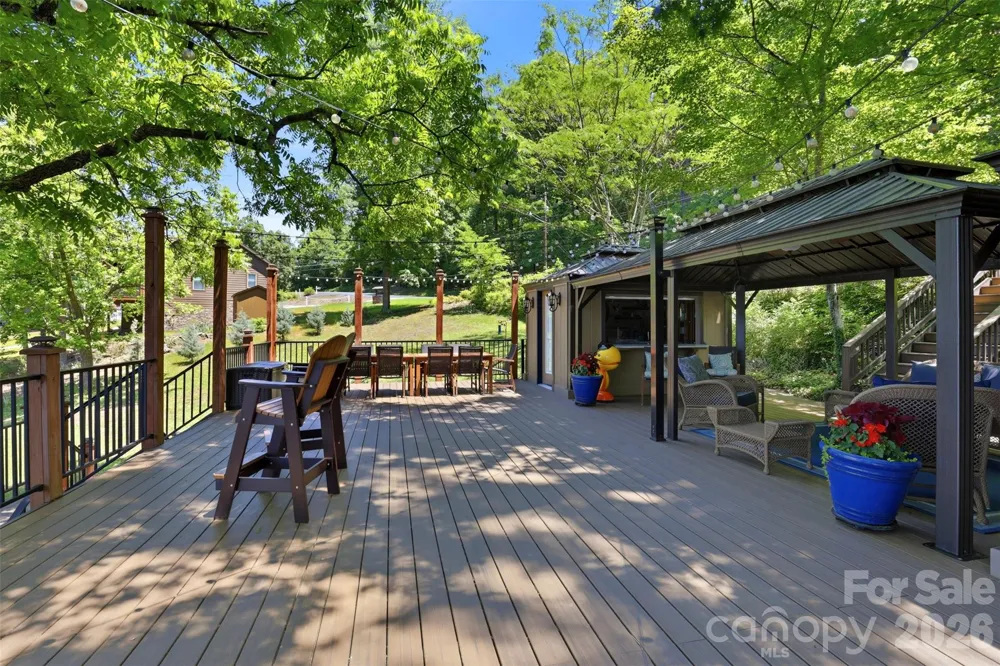 416 Lake Shore Drive Norwood, NC 28128