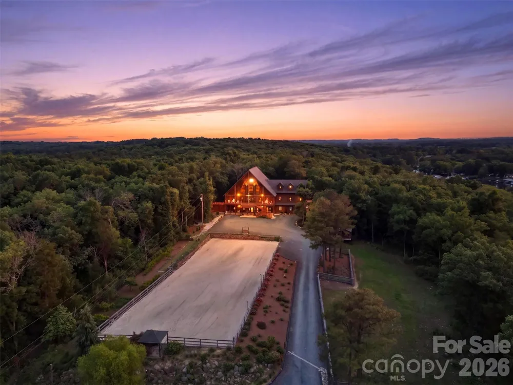 416 Lake Shore Drive Norwood, NC 28128