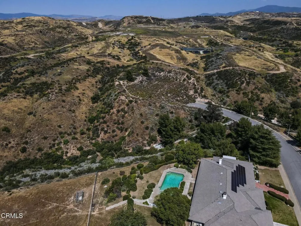 Rolling Ridge Drive Santa Clarita, CA 91350