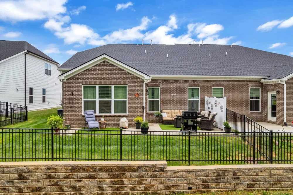 1453 Autumn Leaf Ln Mount Juliet, TN 37122