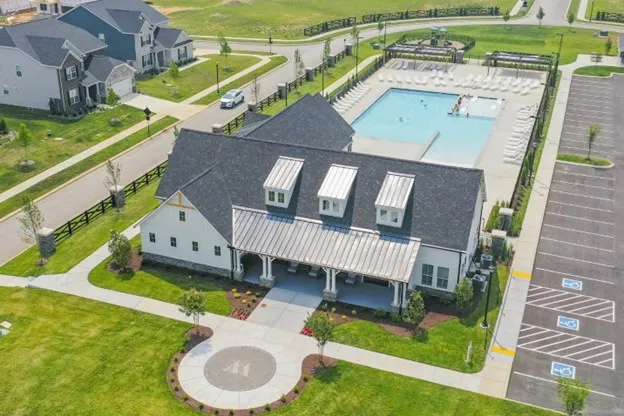 1453 Autumn Leaf Ln Mount Juliet, TN 37122