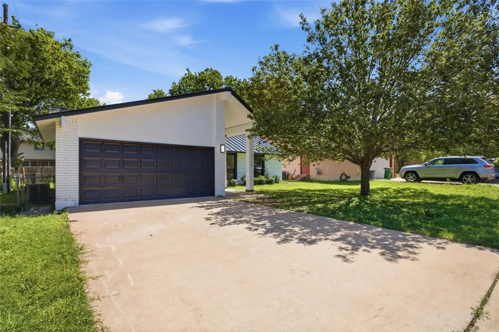 2110 Magazine Street Austin, TX 78727
