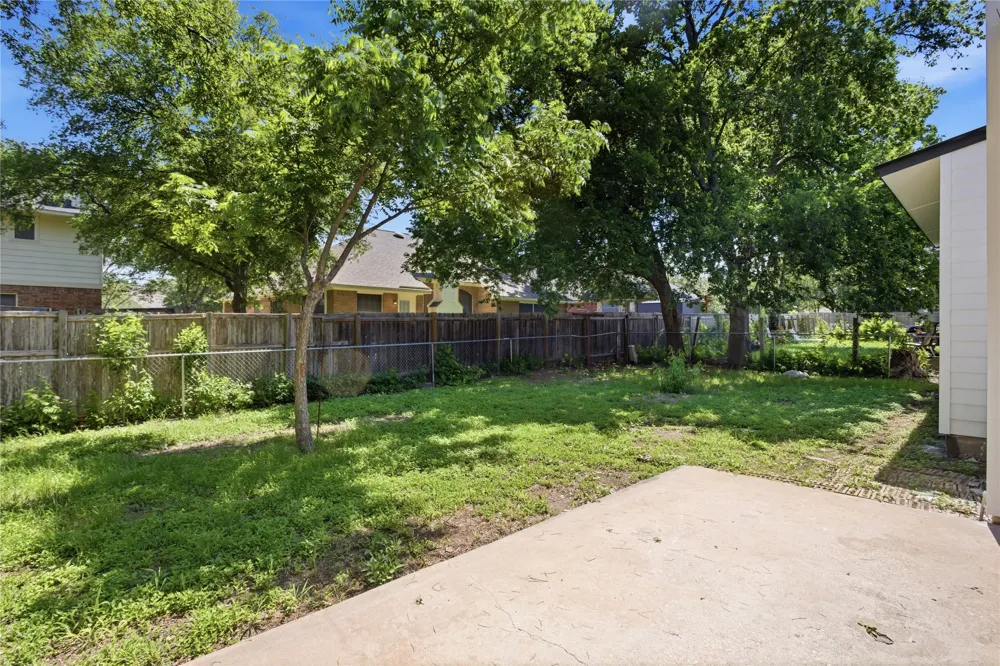 2110 Magazine Street Austin, TX 78727