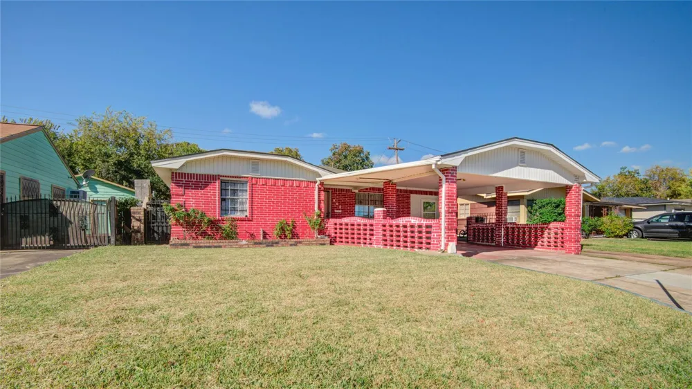 905 Bank Drive Galena Park, TX 77547