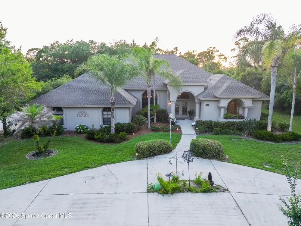1120 Sand Pine Circle