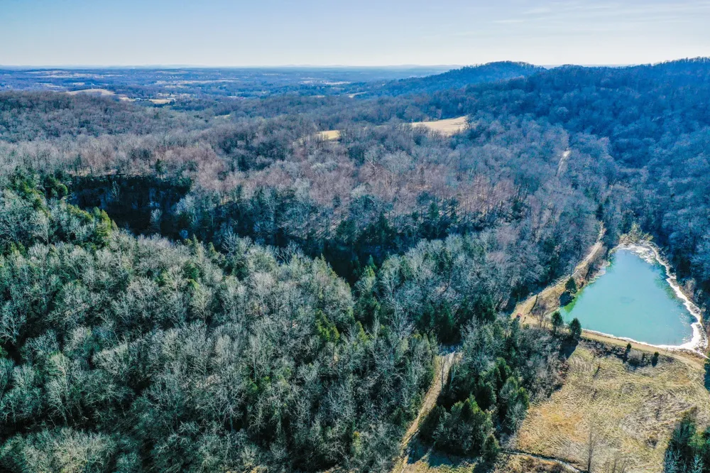 798 Red Tuttle Rd Bethpage, TN 37022