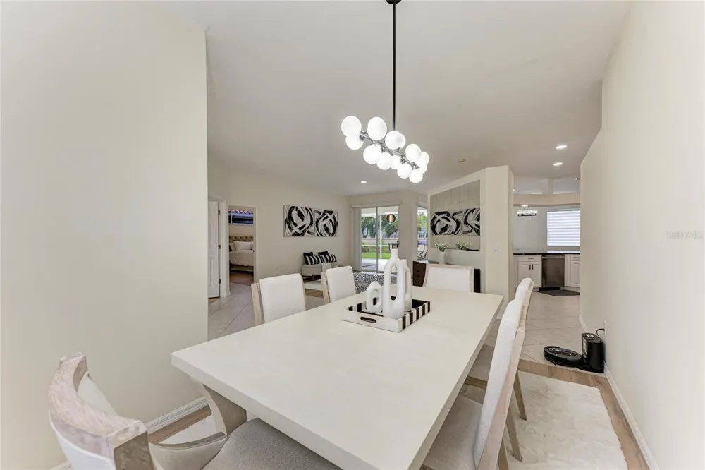 7327 38TH COURT EAST Sarasota, FL 34243