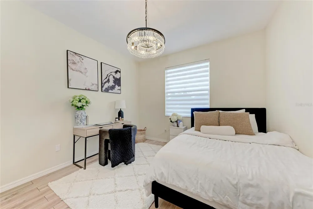 7327 38TH COURT EAST Sarasota, FL 34243