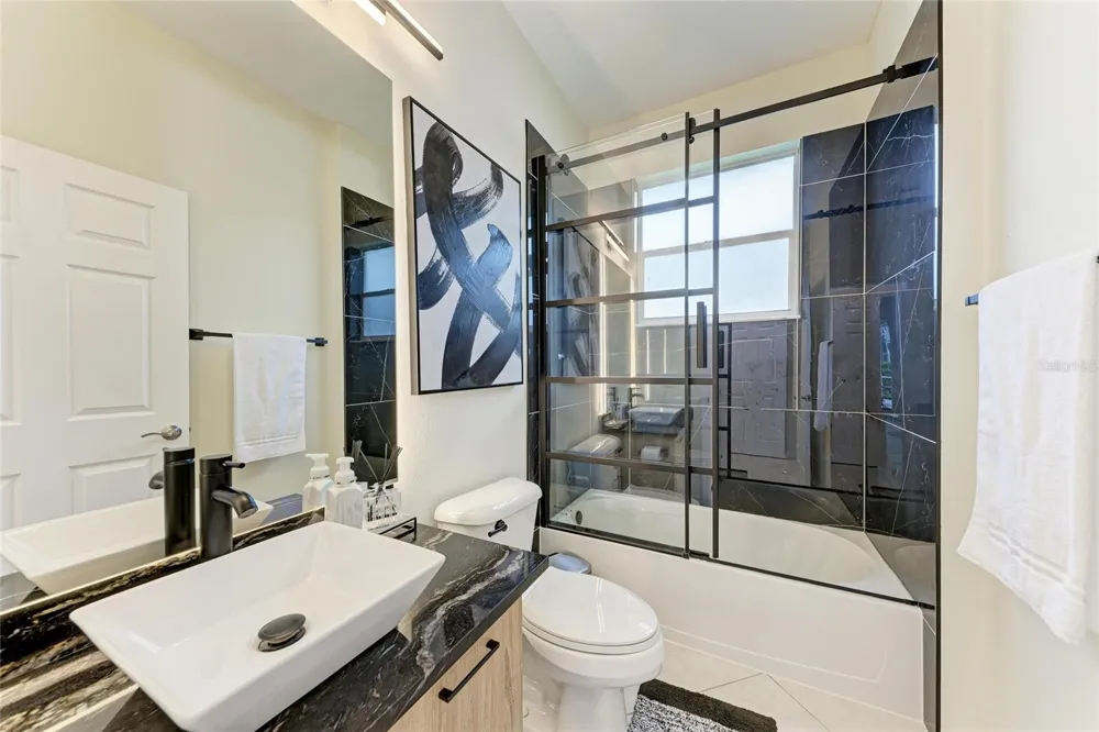 7327 38TH COURT EAST Sarasota, FL 34243