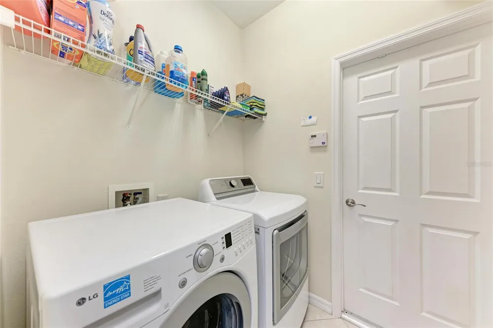 7327 38TH COURT EAST Sarasota, FL 34243