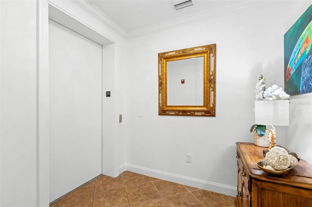 6 ACADEMY WAY S #221 St Petersburg, FL 33711