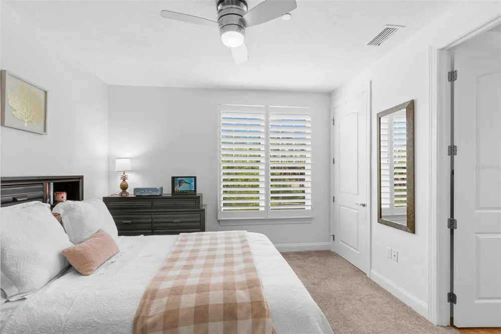 6 ACADEMY WAY S #221 St Petersburg, FL 33711