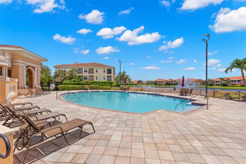 6 ACADEMY WAY S #221 St Petersburg, FL 33711