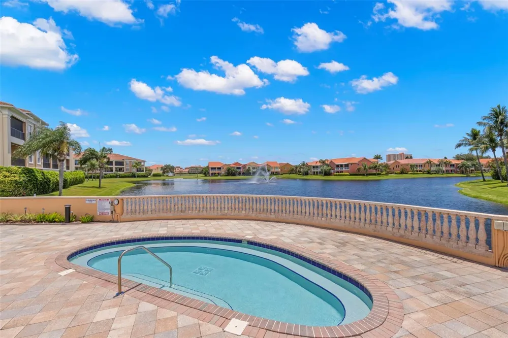6 ACADEMY WAY S #221 St Petersburg, FL 33711