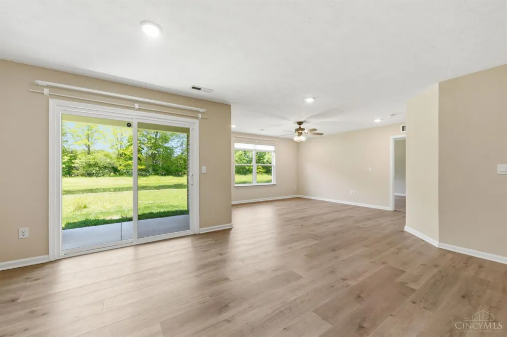 126 Lonny Street Mt Orab, OH 45154