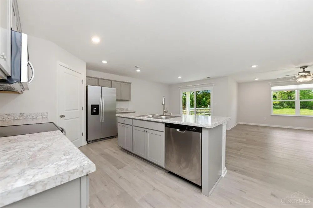 126 Lonny Street Mt Orab, OH 45154